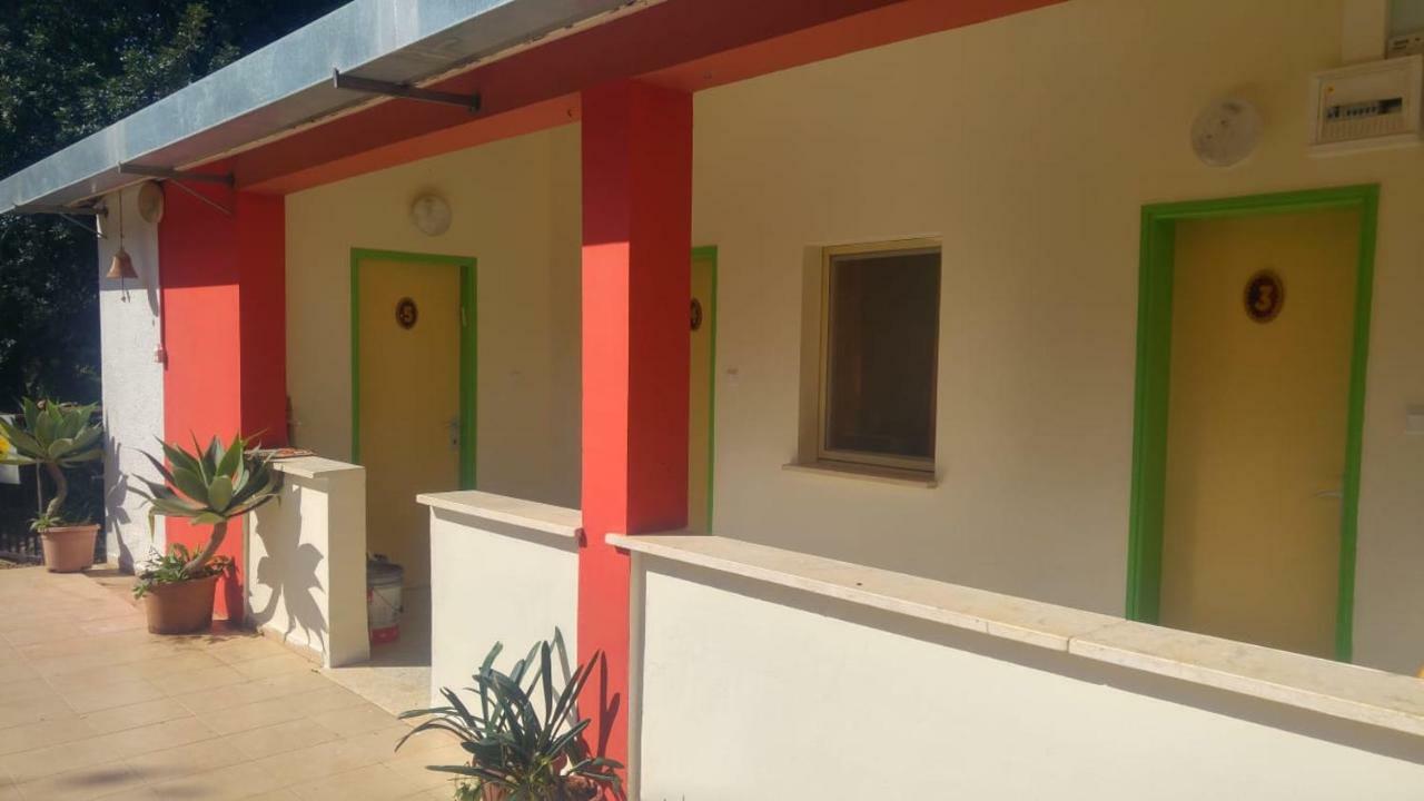 Eilon Hostel B&B Элон Экстерьер фото